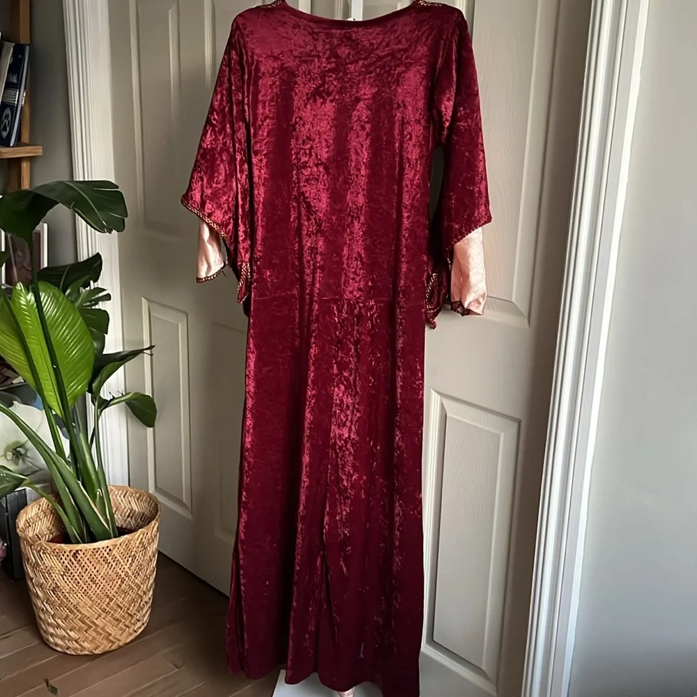 Rubies Renaissance Victorian Style Costume One Size Fits All